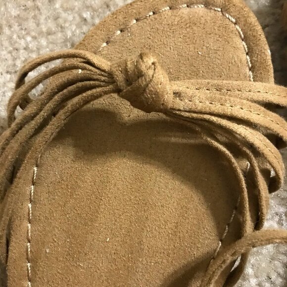 Women's Old Navy Tan Sandals Strappy 9 NEW - Picture 2 of 5